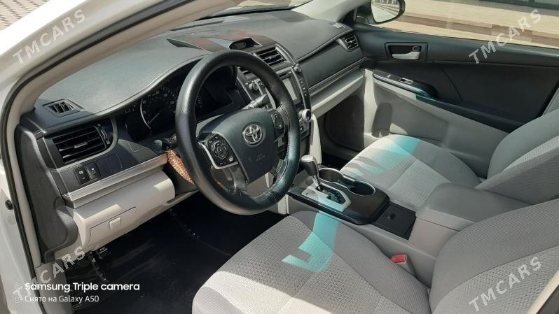 Toyota Camry 2011 - 230 000 TMT - Мары - img 2
