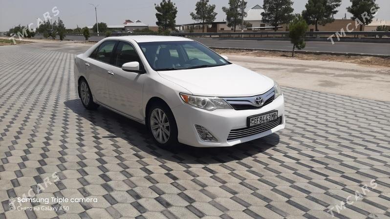 Toyota Camry 2011 - 230 000 TMT - Мары - img 9