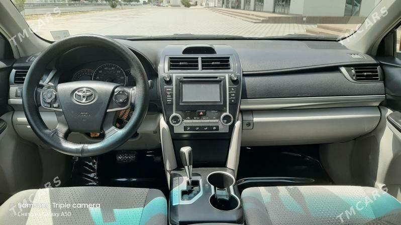 Toyota Camry 2011 - 230 000 TMT - Мары - img 5