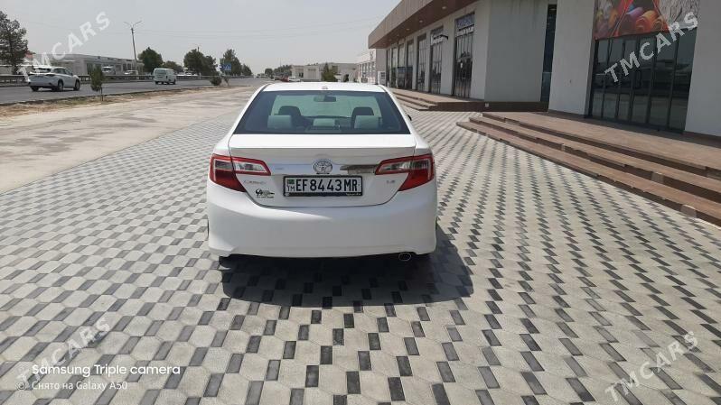 Toyota Camry 2011 - 230 000 TMT - Мары - img 4