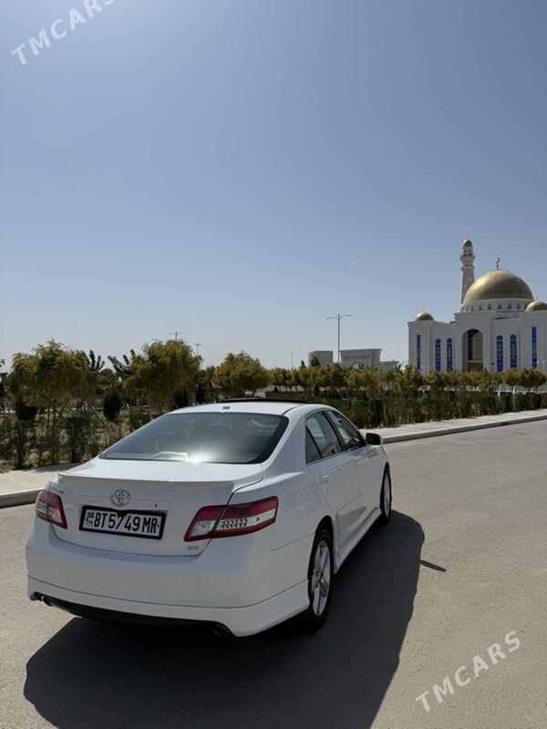 Toyota Camry 2011 - 230 000 TMT - Мары - img 3