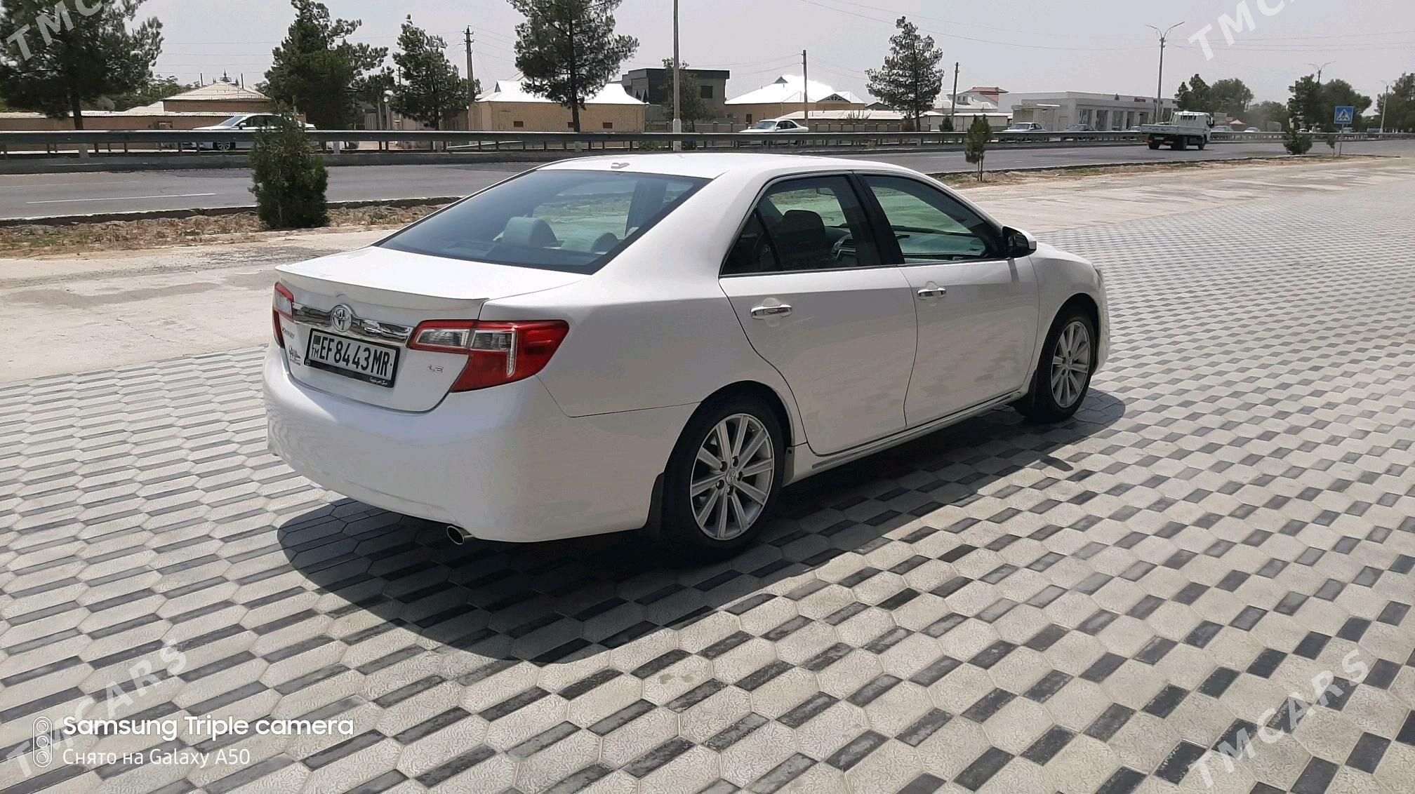 Toyota Camry 2011 - 230 000 TMT - Мары - img 10