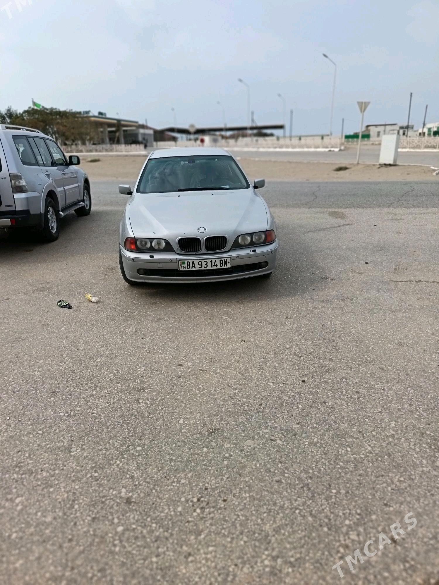 BMW E39 2000 - 110 000 TMT - Хазар - img 4