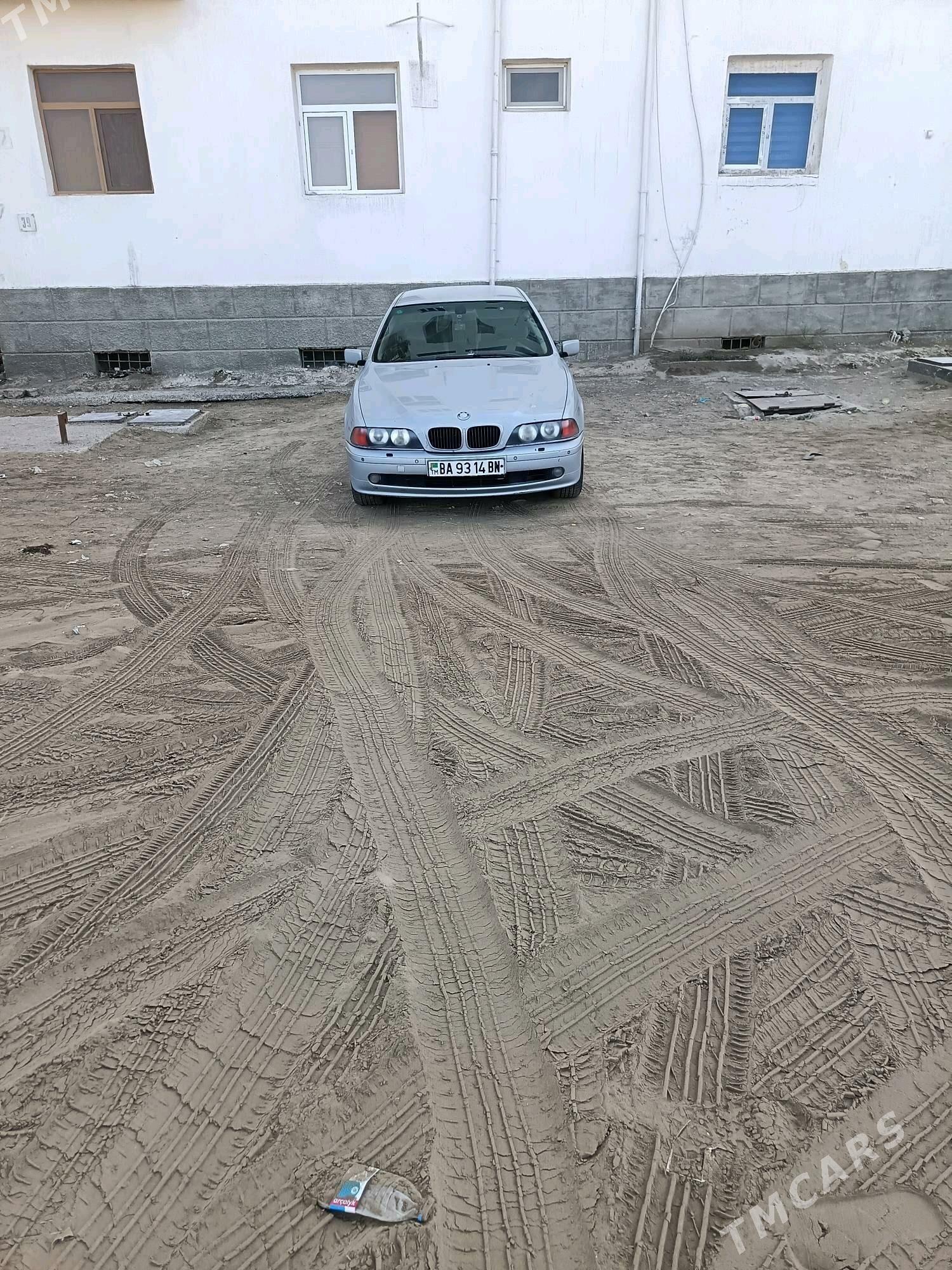 BMW E39 2000 - 110 000 TMT - Хазар - img 3