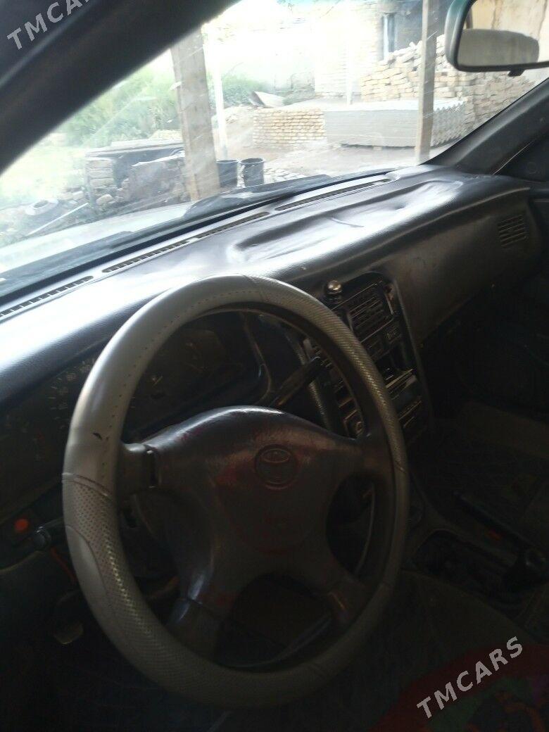 Toyota Corona 1995 - 35 000 TMT - Halaç - img 2