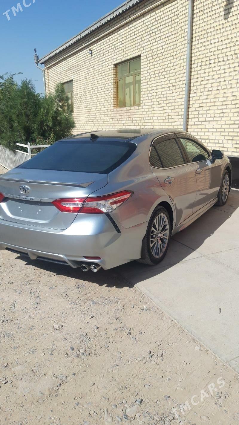 Toyota Camry 2021 - 305 000 TMT - Ашхабад - img 3