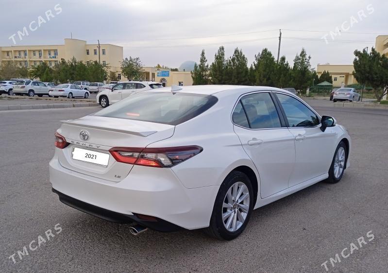 Toyota Camry 2021 - 285 000 TMT - Байрамали - img 2