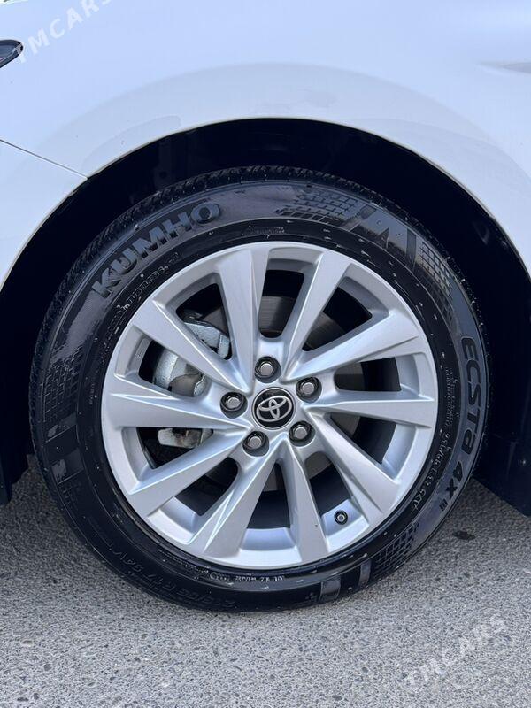 Toyota Camry 2021 - 325 000 TMT - 6 mkr - img 9