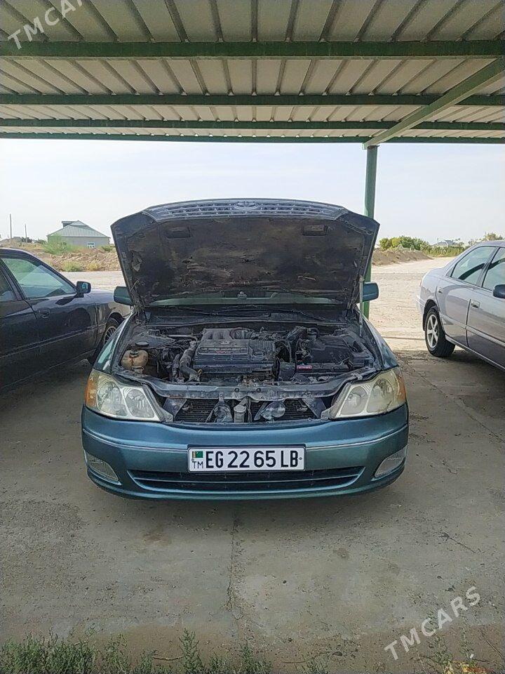 Toyota Avalon 2000 - 150 000 TMT - Дянев - img 2