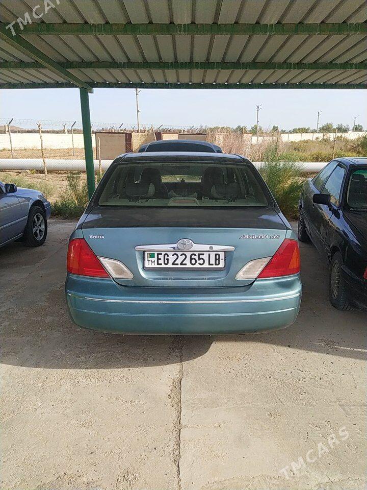 Toyota Avalon 2000 - 150 000 TMT - Дянев - img 3