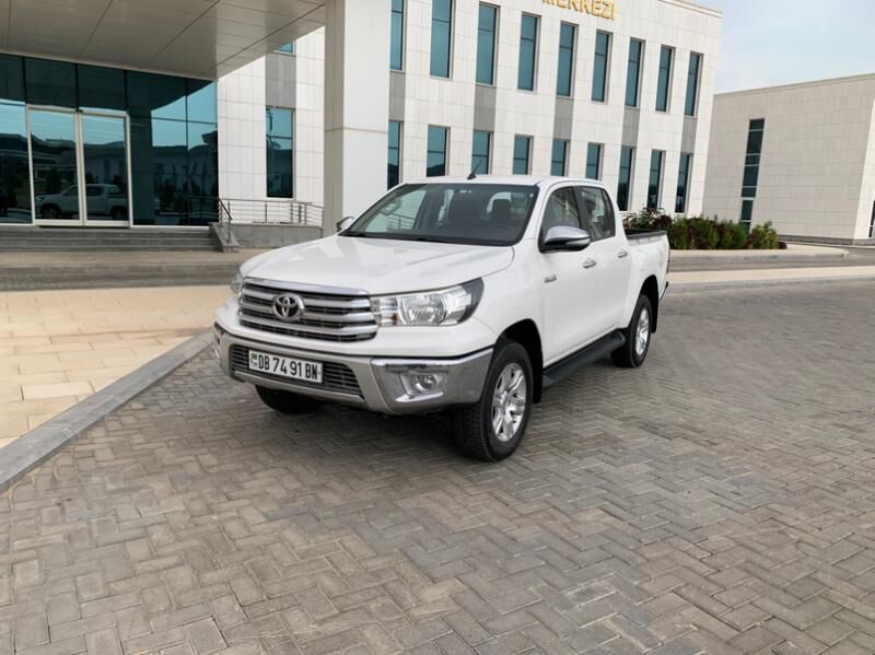 Toyota Hilux 2017 - 449 000 TMT - Туркменбаши - img 10