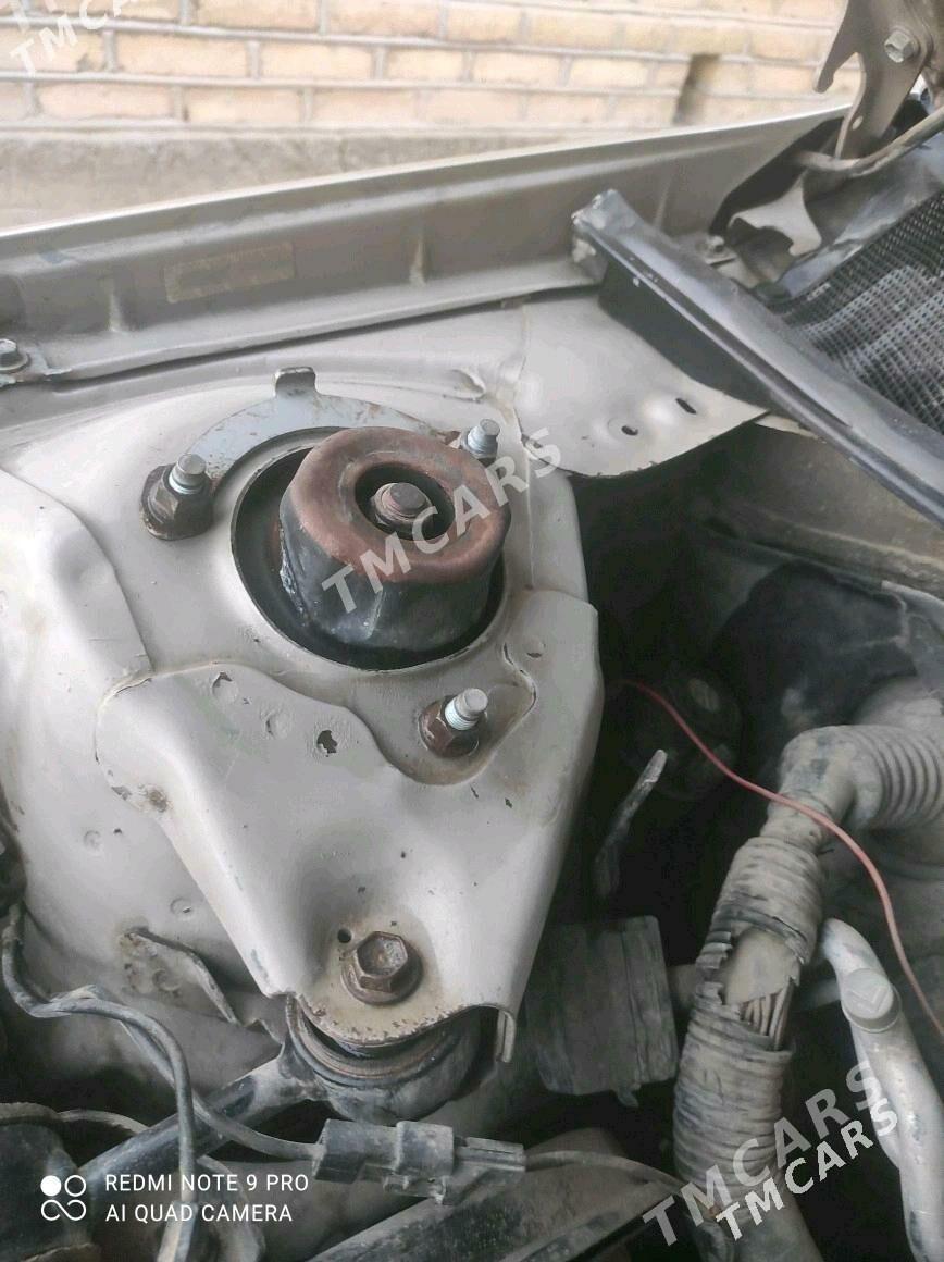Toyota Camry 1999 - 130 000 TMT - Сакарчага - img 3