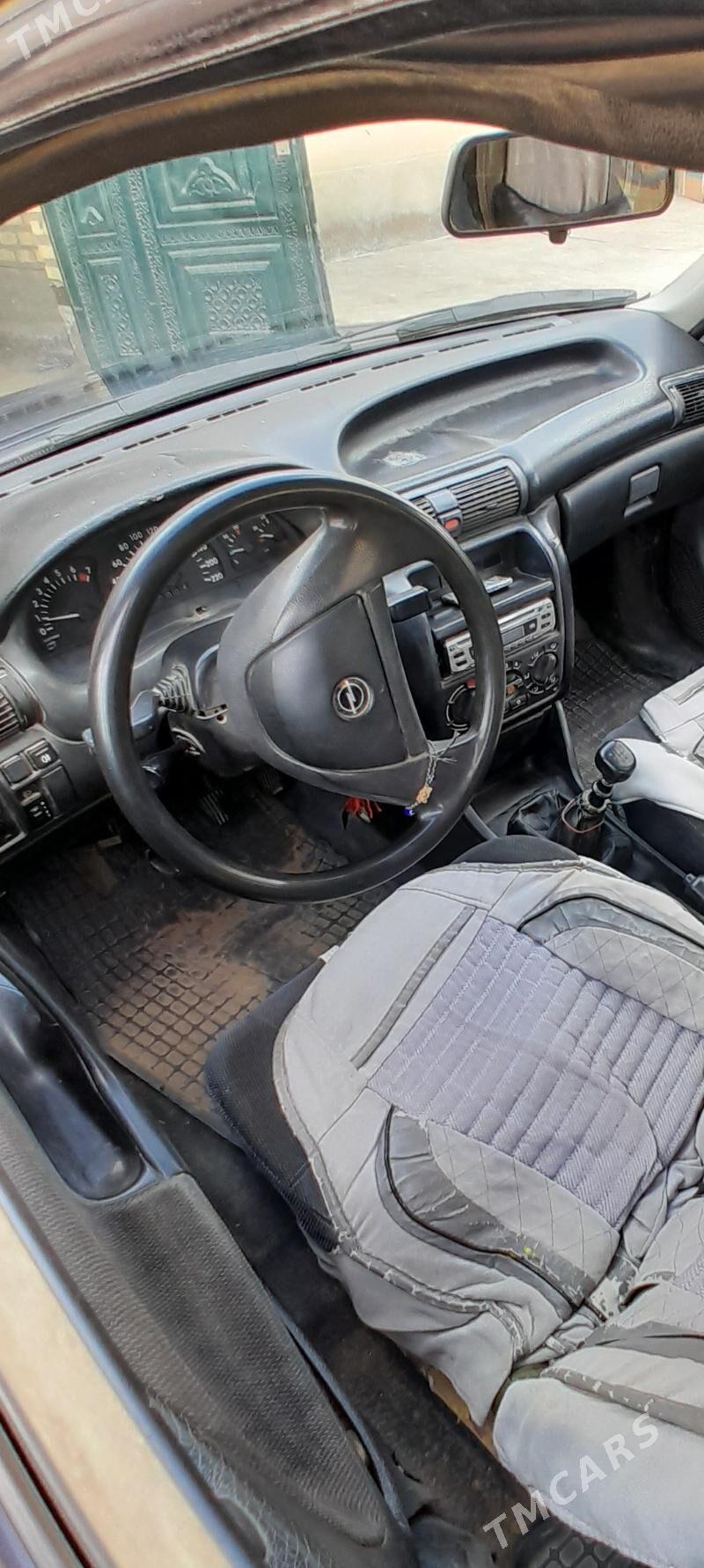 Opel Astra 1993 - 38 000 TMT - Кёнеургенч - img 3