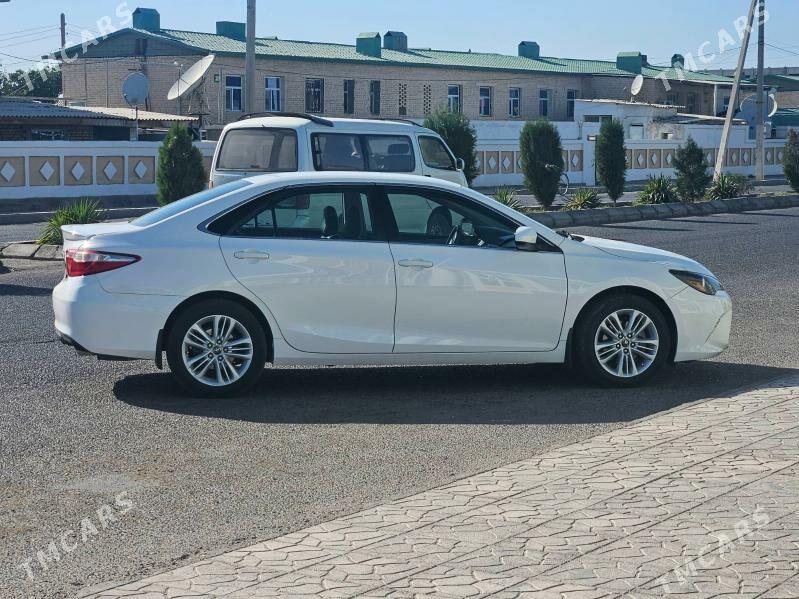 Toyota Camry 2017 - 265 000 TMT - Мары - img 3