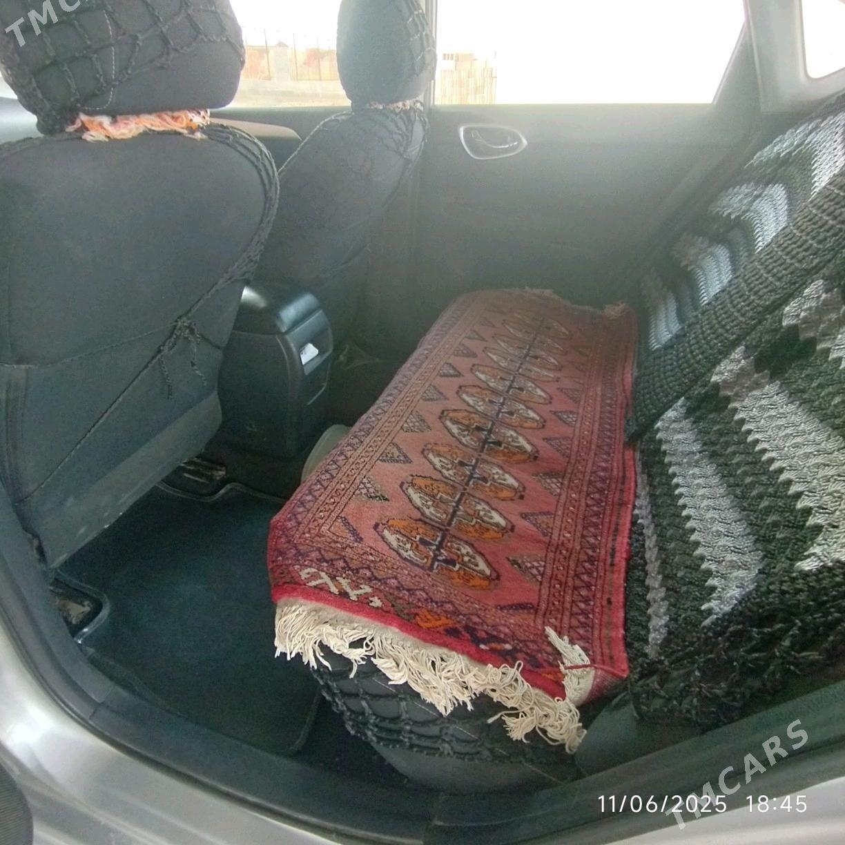 Nissan Sentra 2014 - 103 000 TMT - Бахарден - img 6