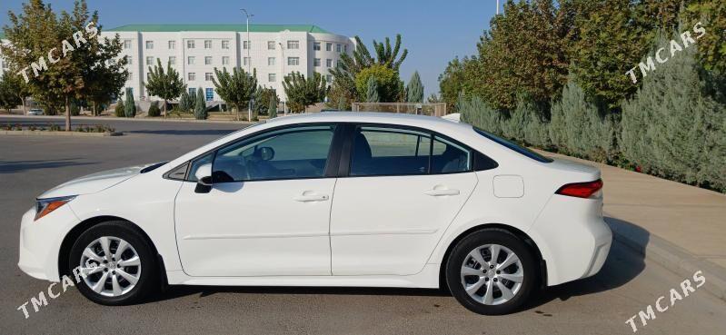 Toyota Corolla 2022 - 239 000 TMT - Кëши - img 4