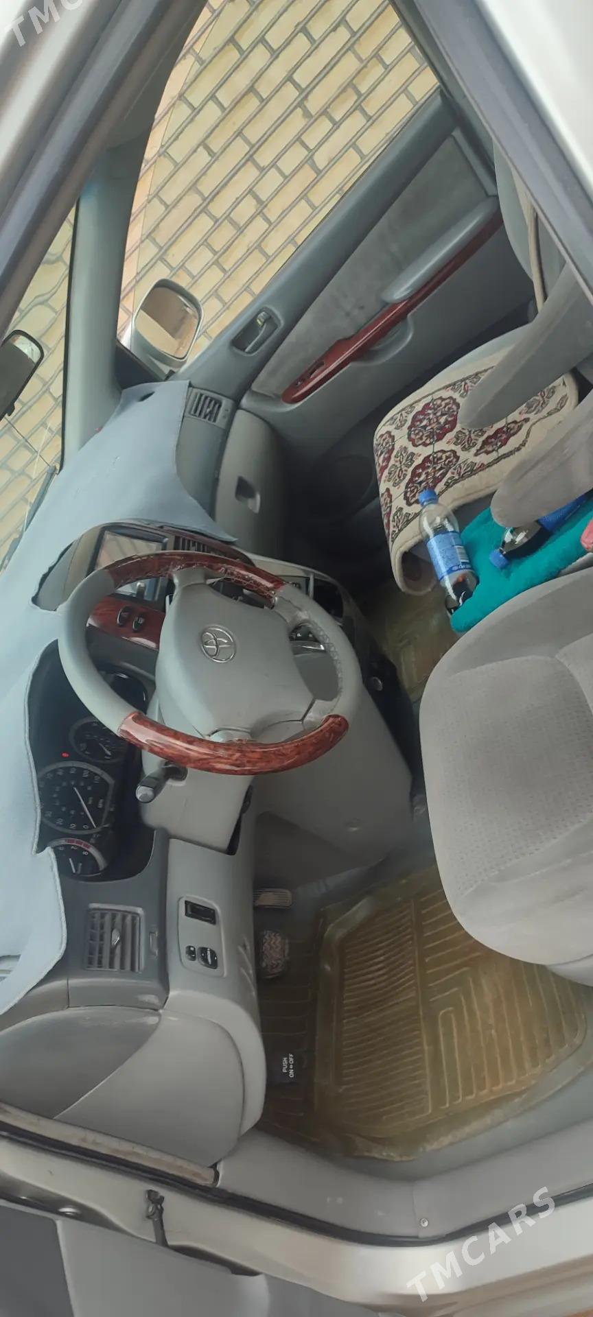 Toyota Sienna 2007 - 220 000 TMT - Туркменгала - img 2