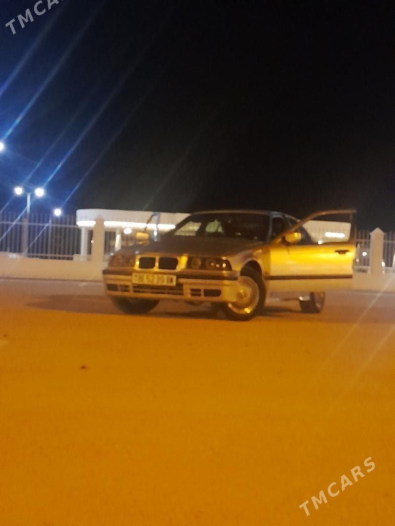 BMW 325 1992 - 35 000 TMT - Эсенгулы - img 7