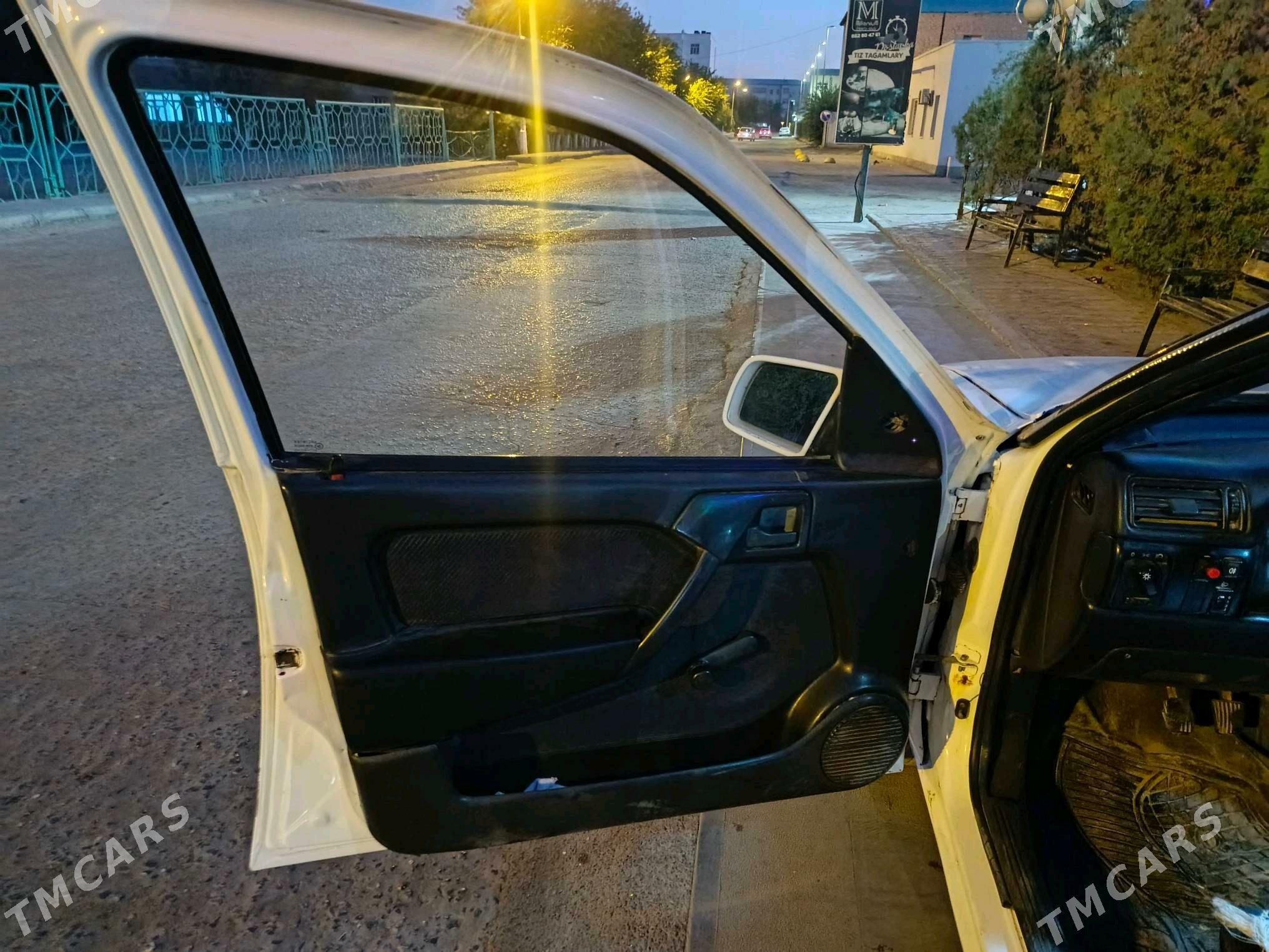 Opel Vectra 1992 - 23 000 TMT - Дашогуз - img 4