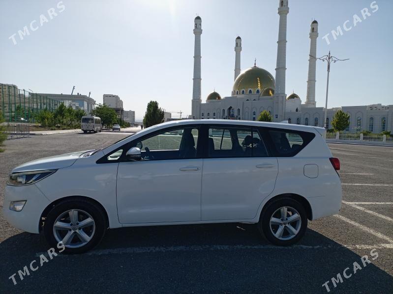 Toyota Innova 2020 - 300 000 TMT - Aşgabat - img 2