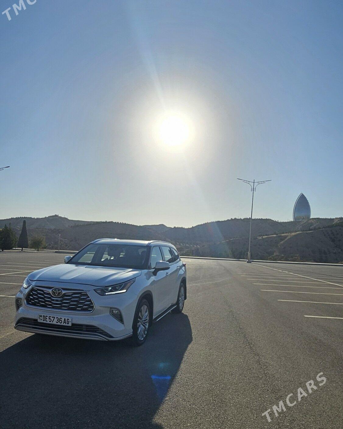Toyota Highlander 2020 - 620 000 TMT - Ашхабад - img 4
