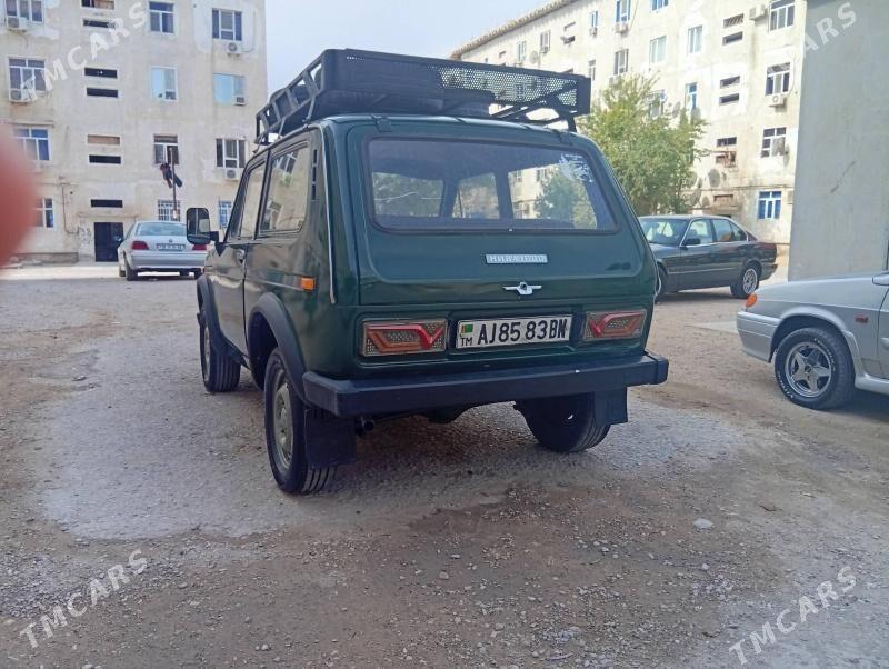 Lada Niva 1981 - 30 000 TMT - Балканабат - img 8