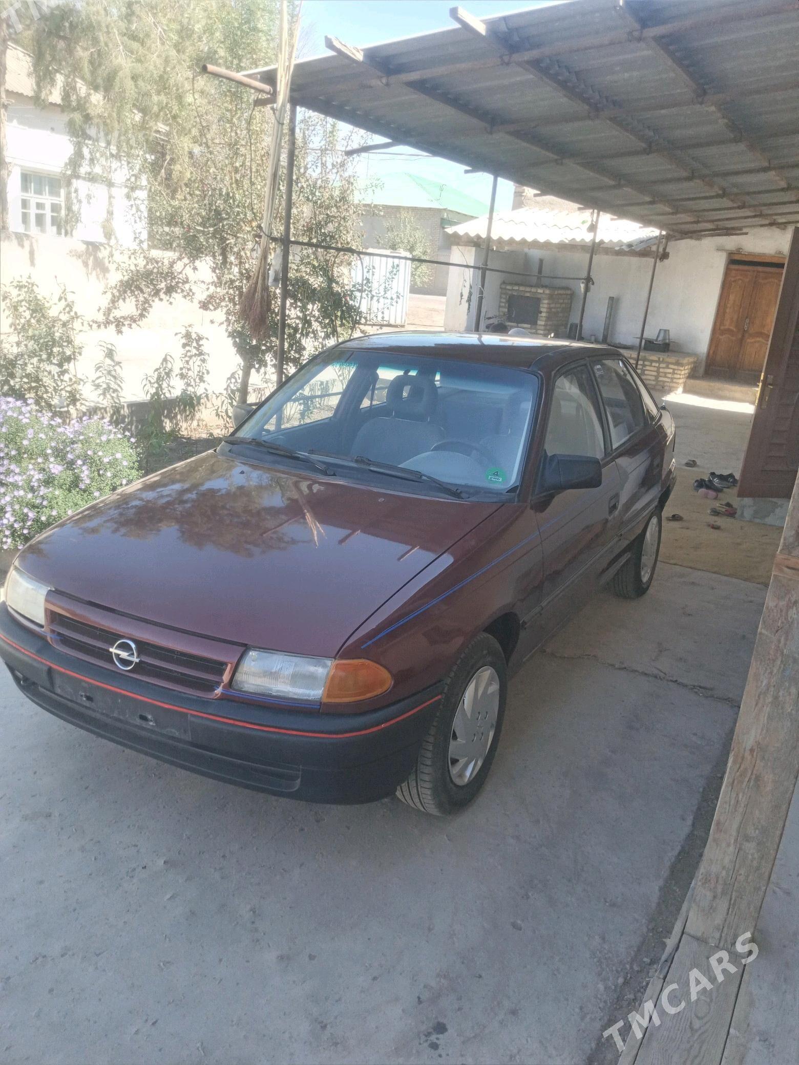 Opel Astra 1993 - 40 000 TMT - Шабатский этрап - img 2