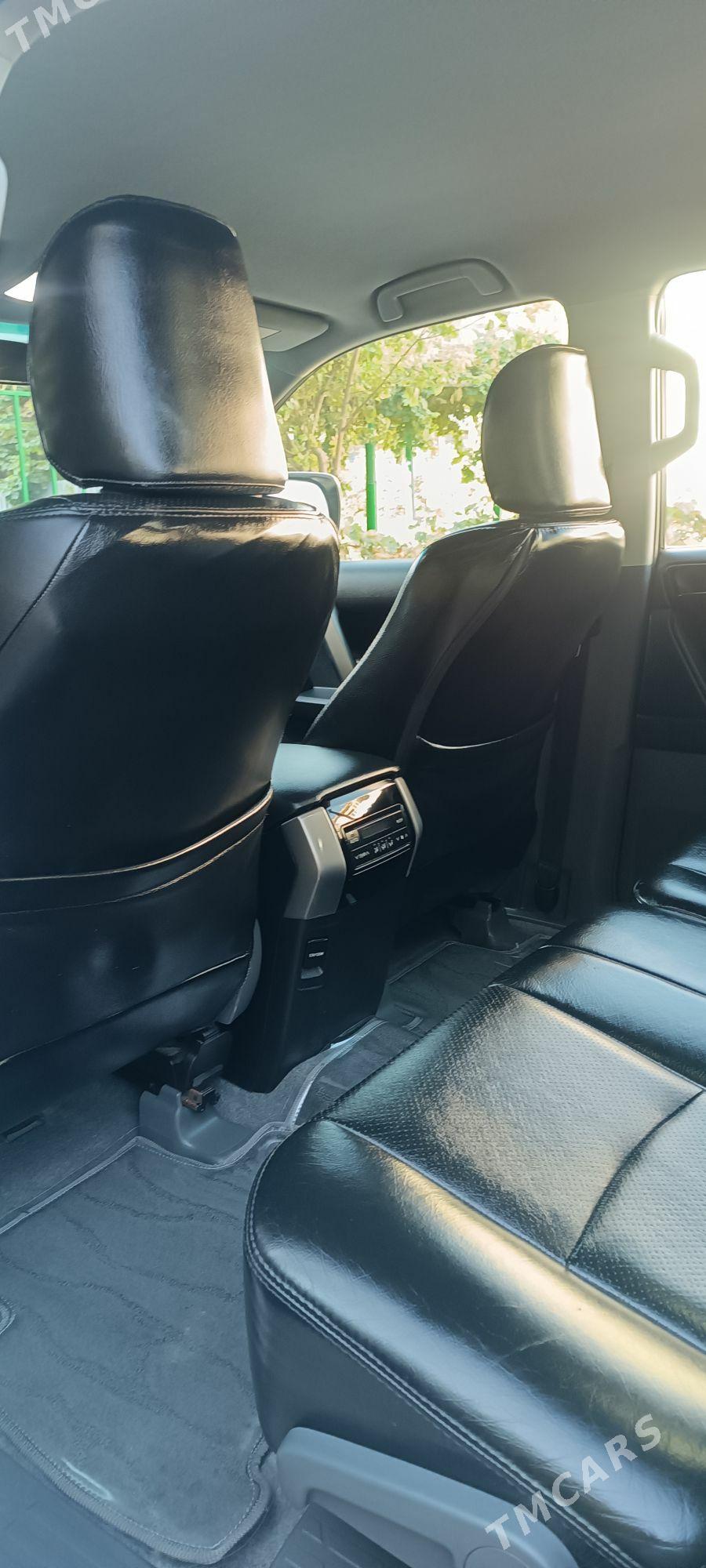 Toyota Land Cruiser Prado 2012 - 535 000 TMT - Türkmenabat - img 3