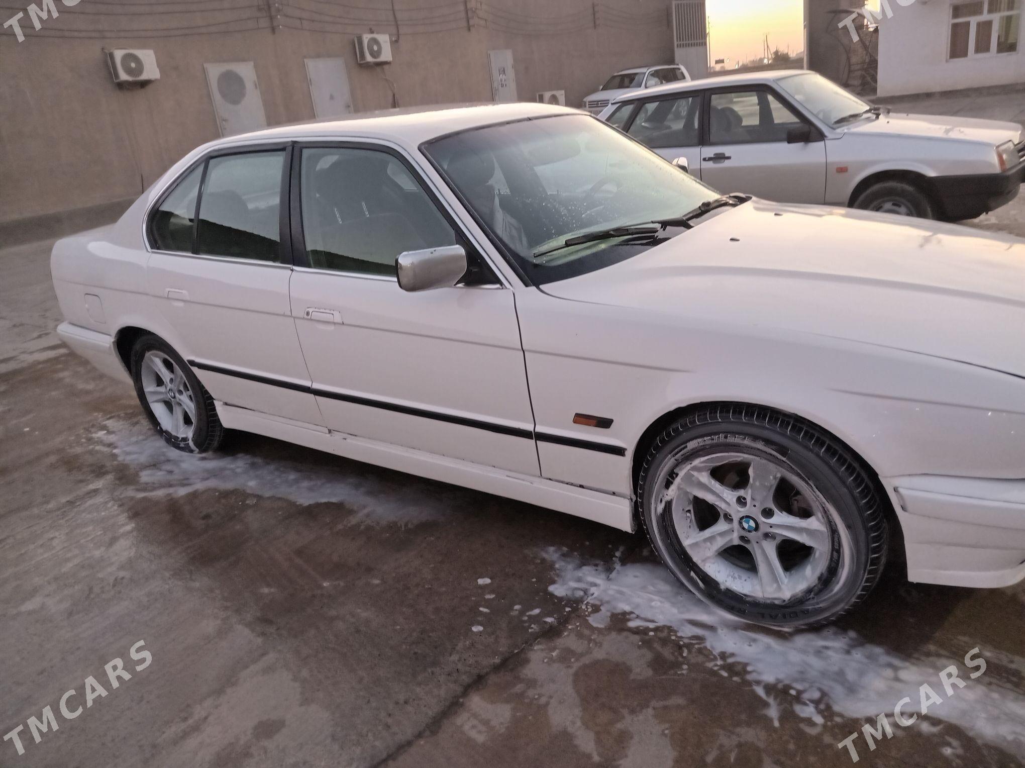 BMW 530 1995 - 50 000 TMT - Теджен - img 3