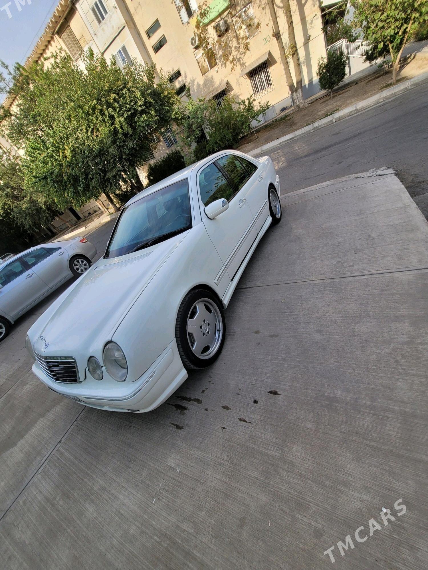 Mercedes-Benz E-Class 2001 - 130 000 TMT - Ашхабад - img 3