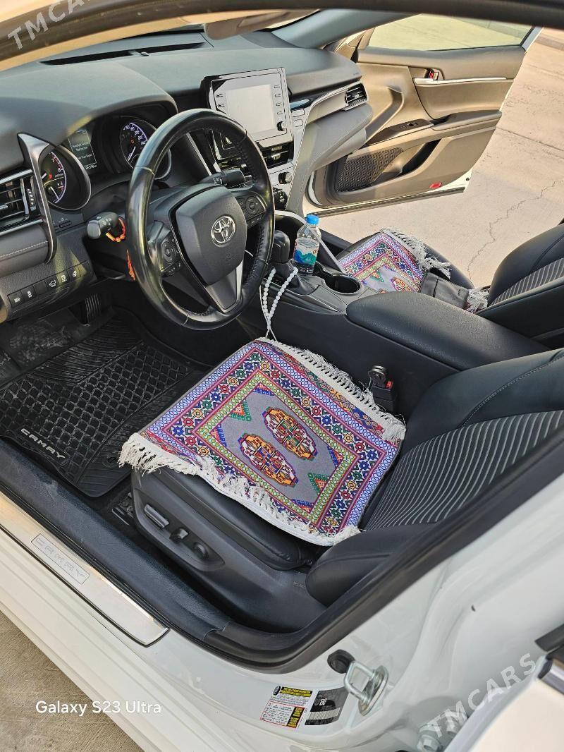 Toyota Camry 2022 - 340 000 TMT - Ашхабад - img 4