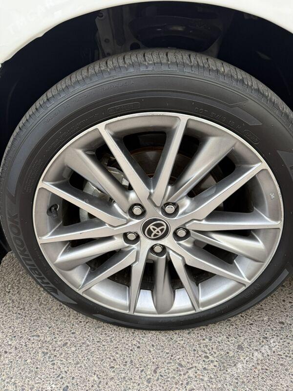 Toyota Camry 2024 - 330 000 TMT - Мары - img 10