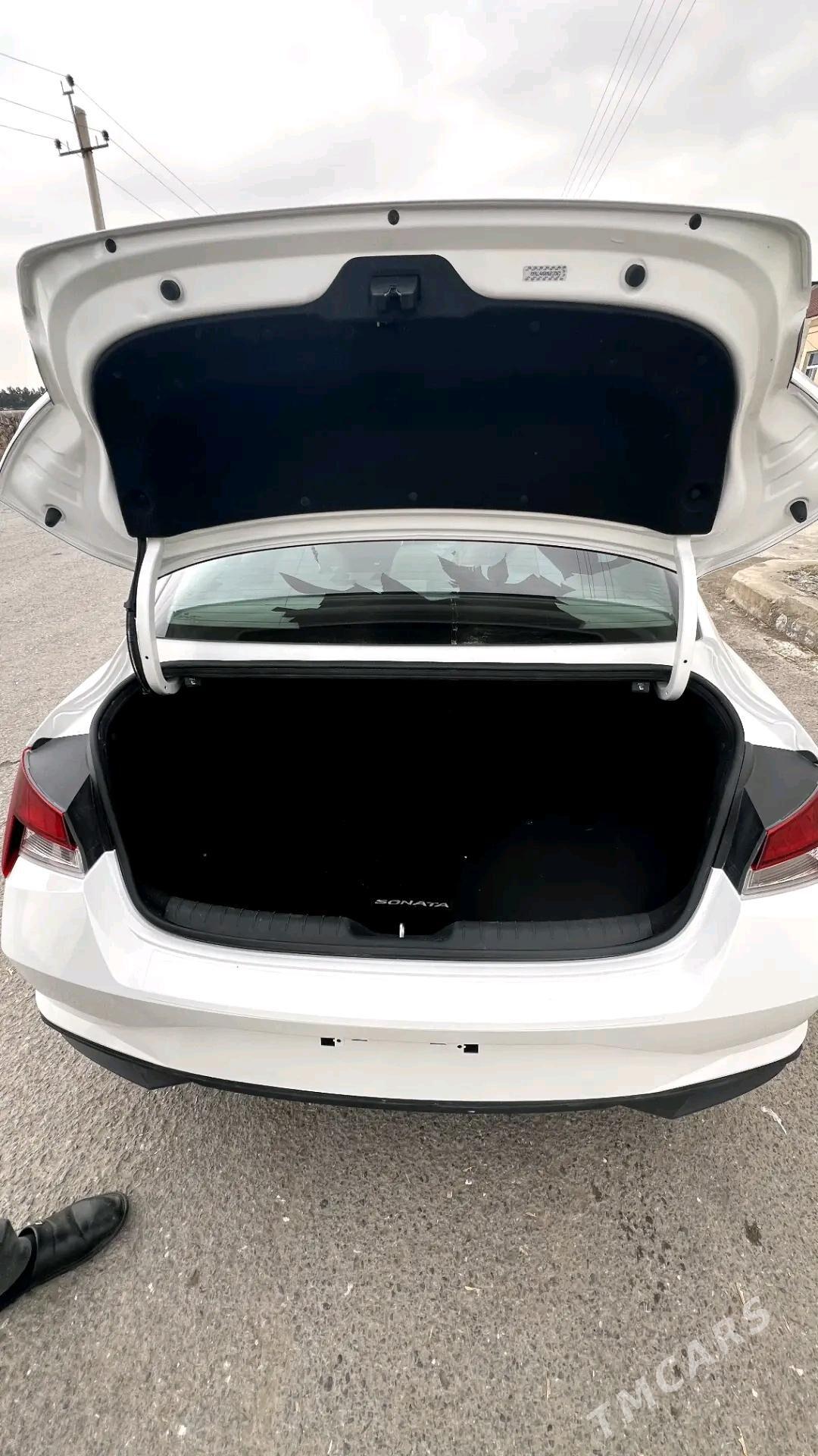 Hyundai Elantra 2021 - 225 000 TMT - Aşgabat - img 6