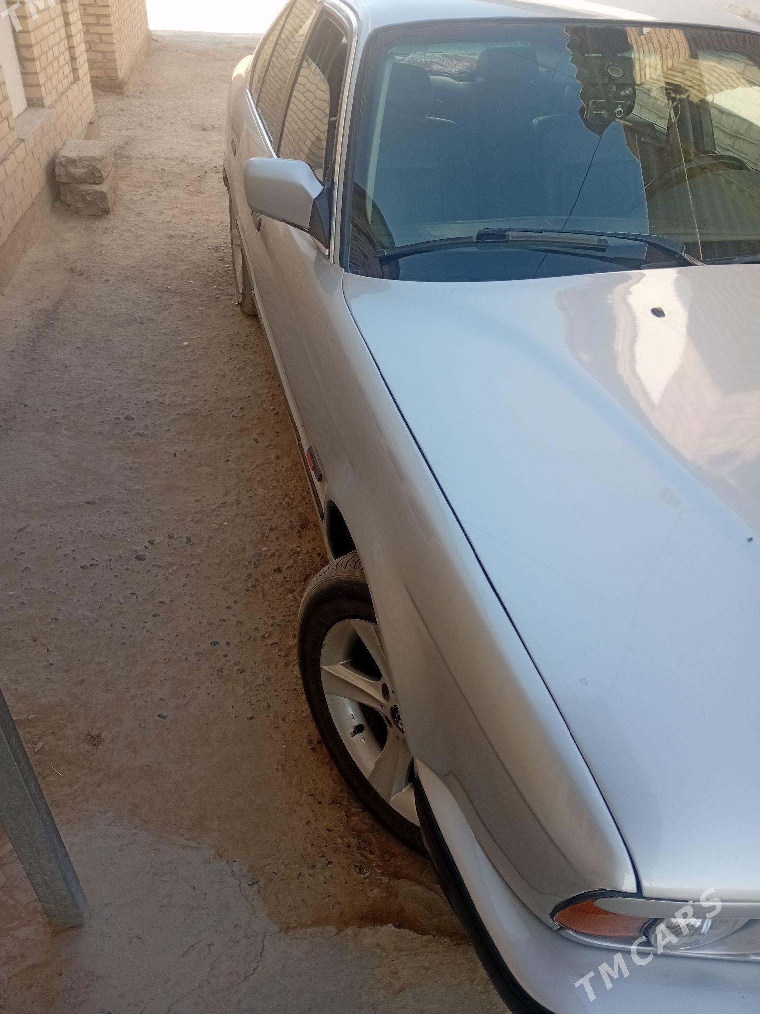 BMW 525 1993 - 45 000 TMT - Sakarçäge - img 2