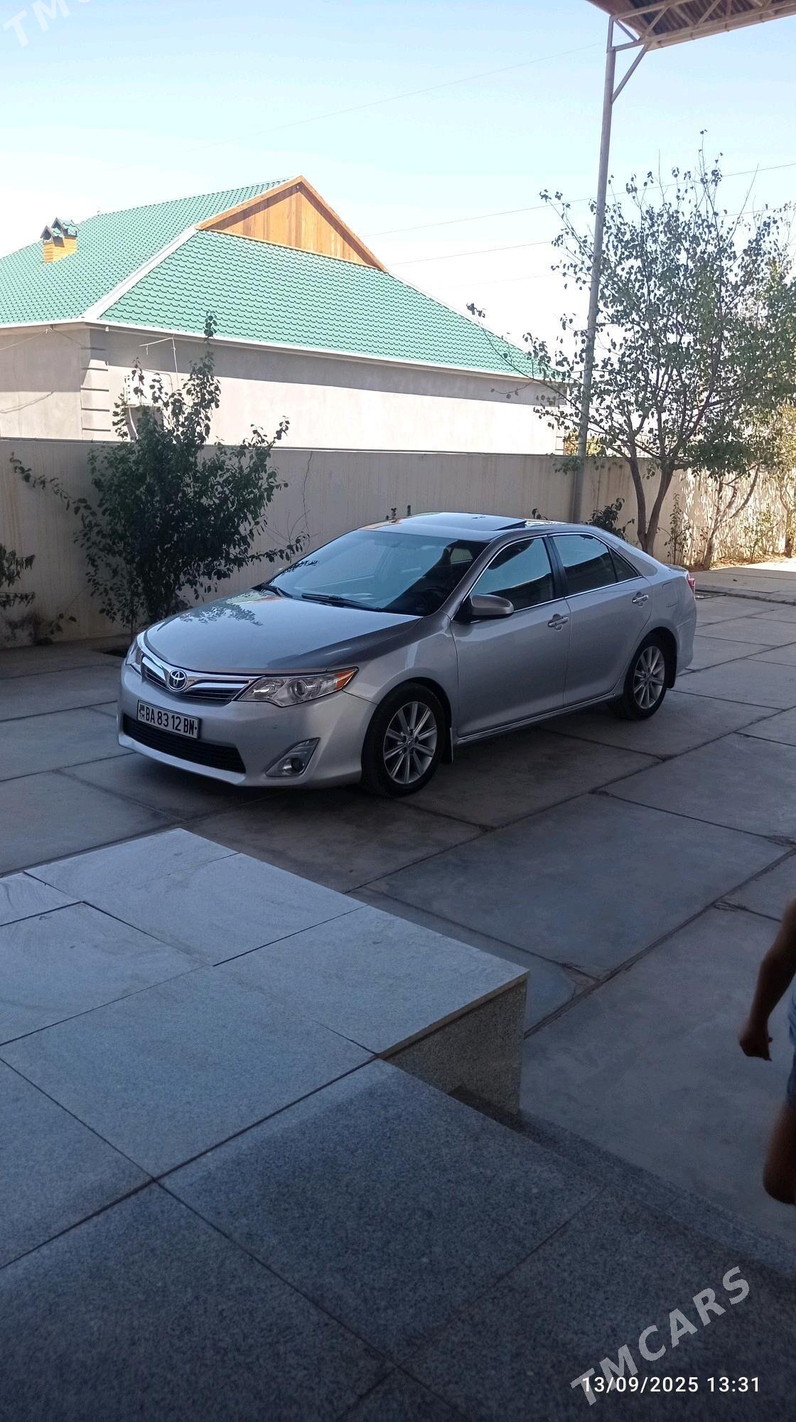 Toyota Camry 2012 - 270 000 TMT - Jebel - img 2
