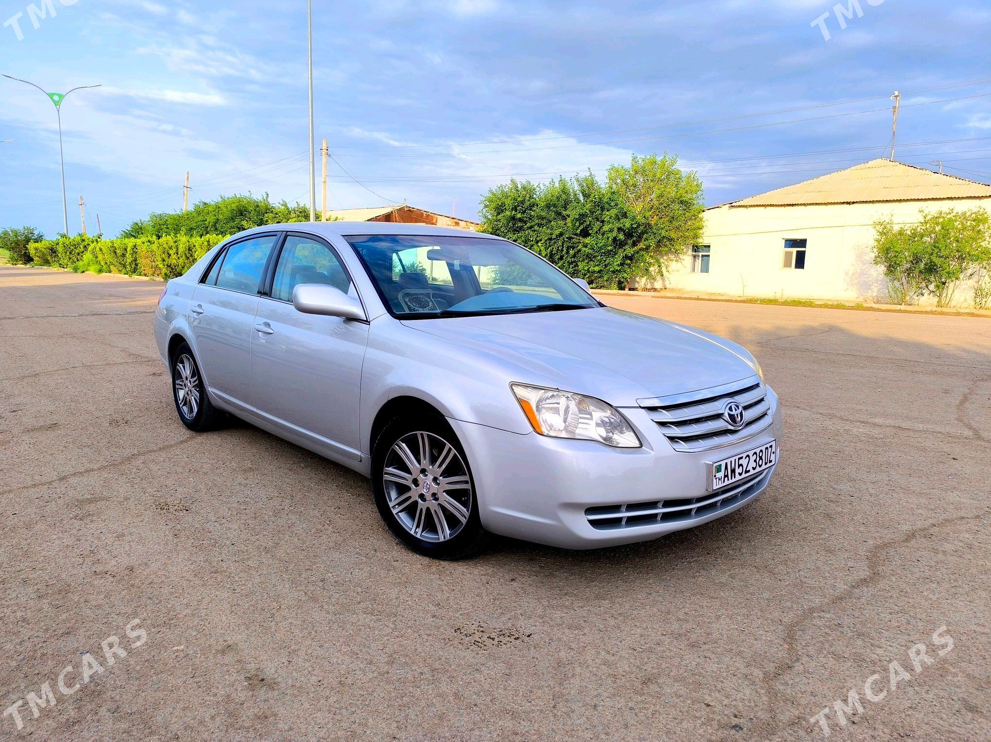 Toyota Avalon 2005 - 195 000 TMT - Кёнеургенч - img 2