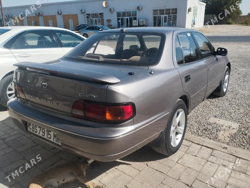 Toyota Camry 1993 - 100 000 TMT - Mary - img 2