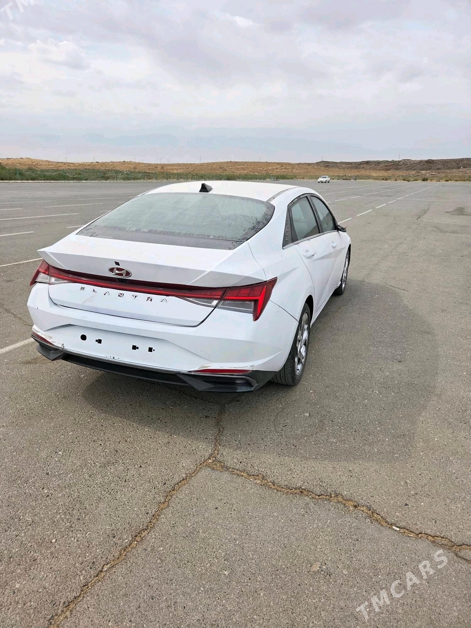 Hyundai Elantra 2021 - 230 000 TMT - Aşgabat - img 3