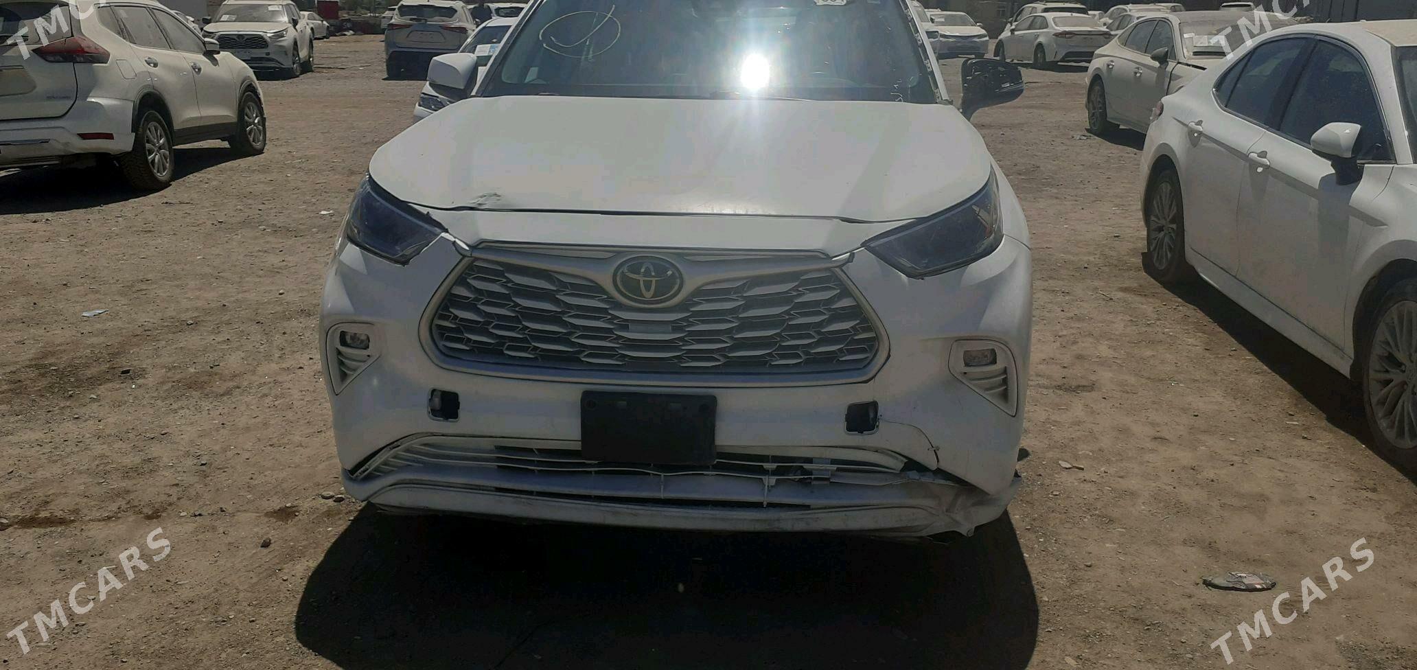 Toyota Highlander 2022 - 530 000 TMT - Ашхабад - img 8