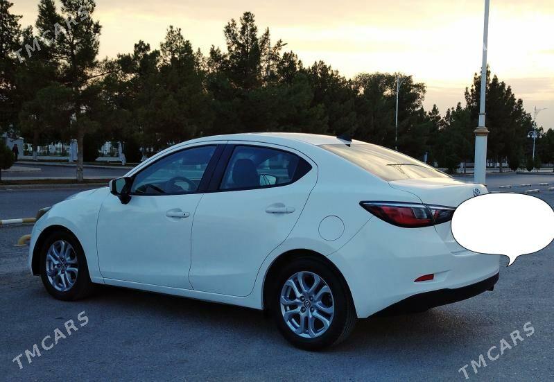 Toyota Yaris 2017 - 140 000 TMT - Aşgabat - img 2