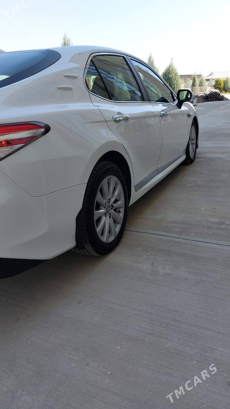 Toyota Camry 2019 - 280 000 TMT - Büzmeýin - img 2