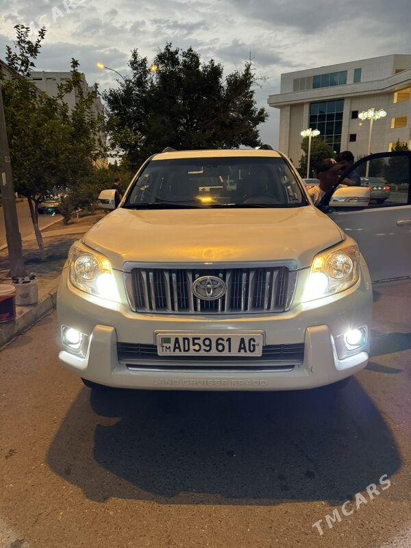 Toyota Land Cruiser Prado 2011 - 470 000 TMT - Podwoýski köç. (Bitarap Türkmenistan şaýoly) - img 2