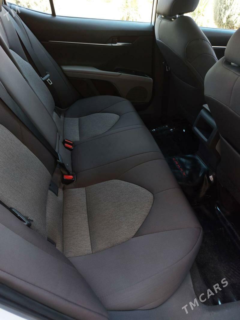 Toyota Camry 2019 - 280 000 TMT - Büzmeýin - img 6