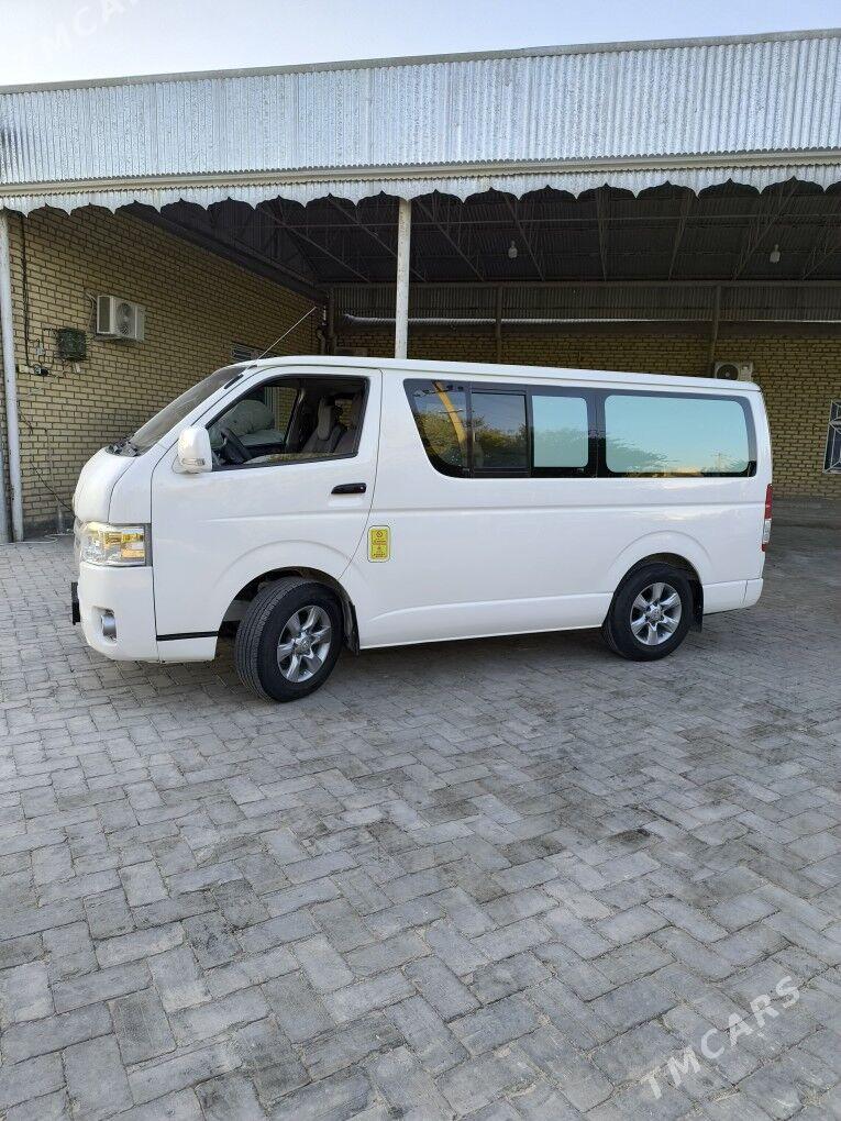 Toyota Hiace 2006 - 229 000 TMT - Baýramaly - img 5
