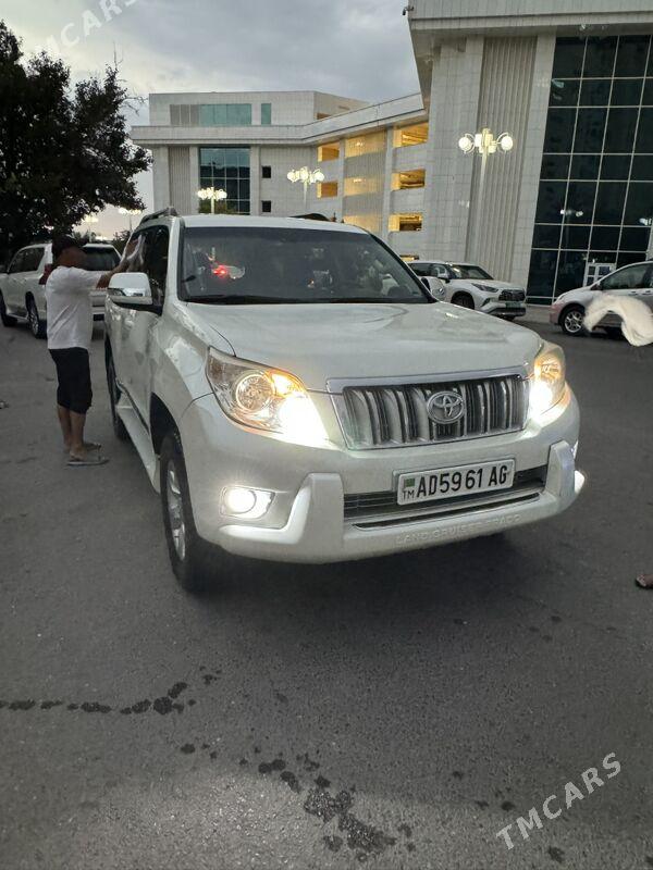 Toyota Land Cruiser Prado 2011 - 470 000 TMT - Podwoýski köç. (Bitarap Türkmenistan şaýoly) - img 4