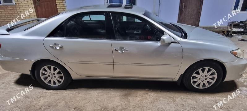 Toyota Camry 2003 - 180 000 TMT - Дянев - img 3