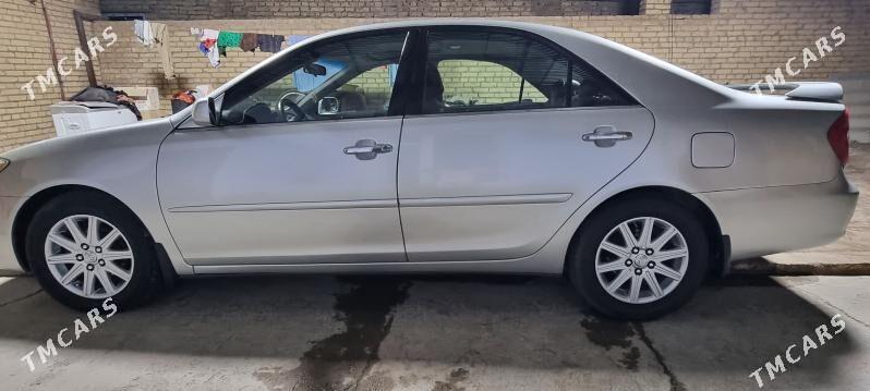 Toyota Camry 2003 - 180 000 TMT - Дянев - img 2
