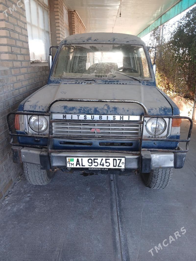 Mitsubishi Pajero 1993 - 15 000 TMT - Şabat etr. - img 2