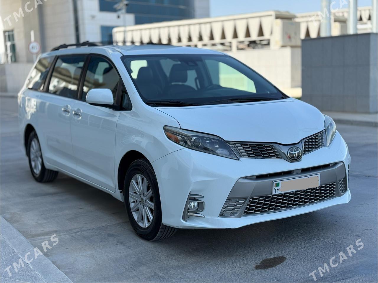 Toyota Sienna 2019 - 400 000 TMT - Ашхабад - img 4