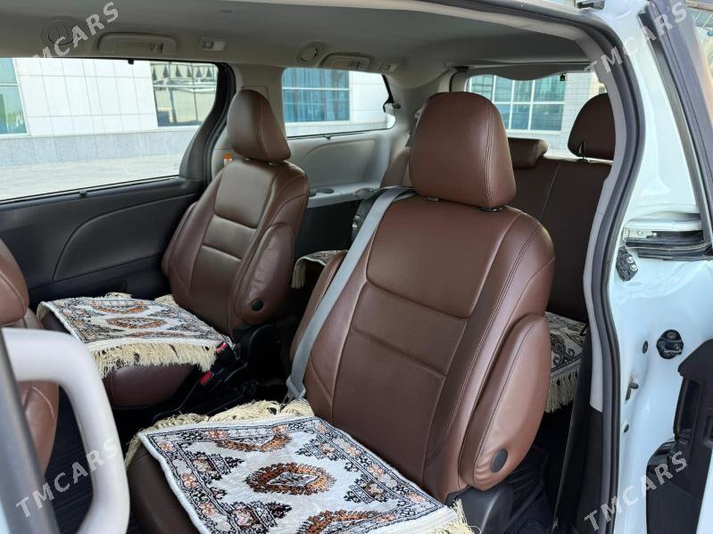 Toyota Sienna 2019 - 400 000 TMT - Ашхабад - img 7